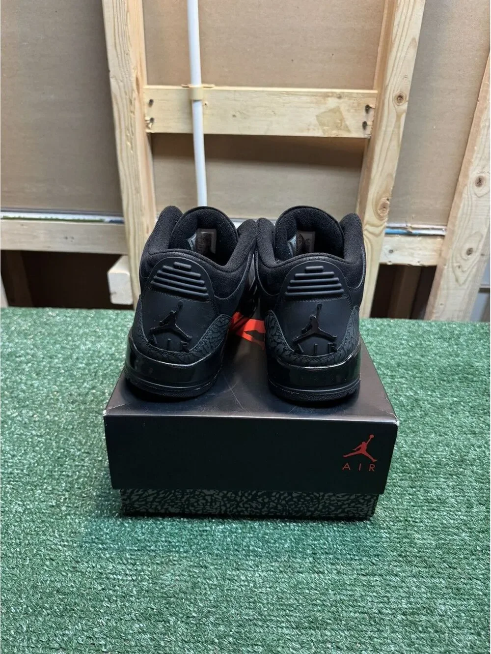Jordan Retro 3 Black Cat Size 9.5
